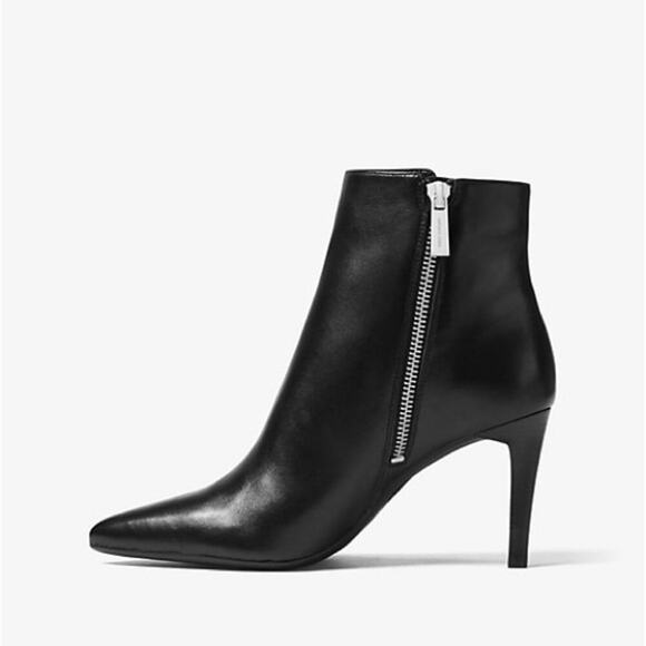 MICHAEL MICHAEL KORS Dorothy Flex Leather Ankle Boot SZ 8.5 - Picture 14 of 15